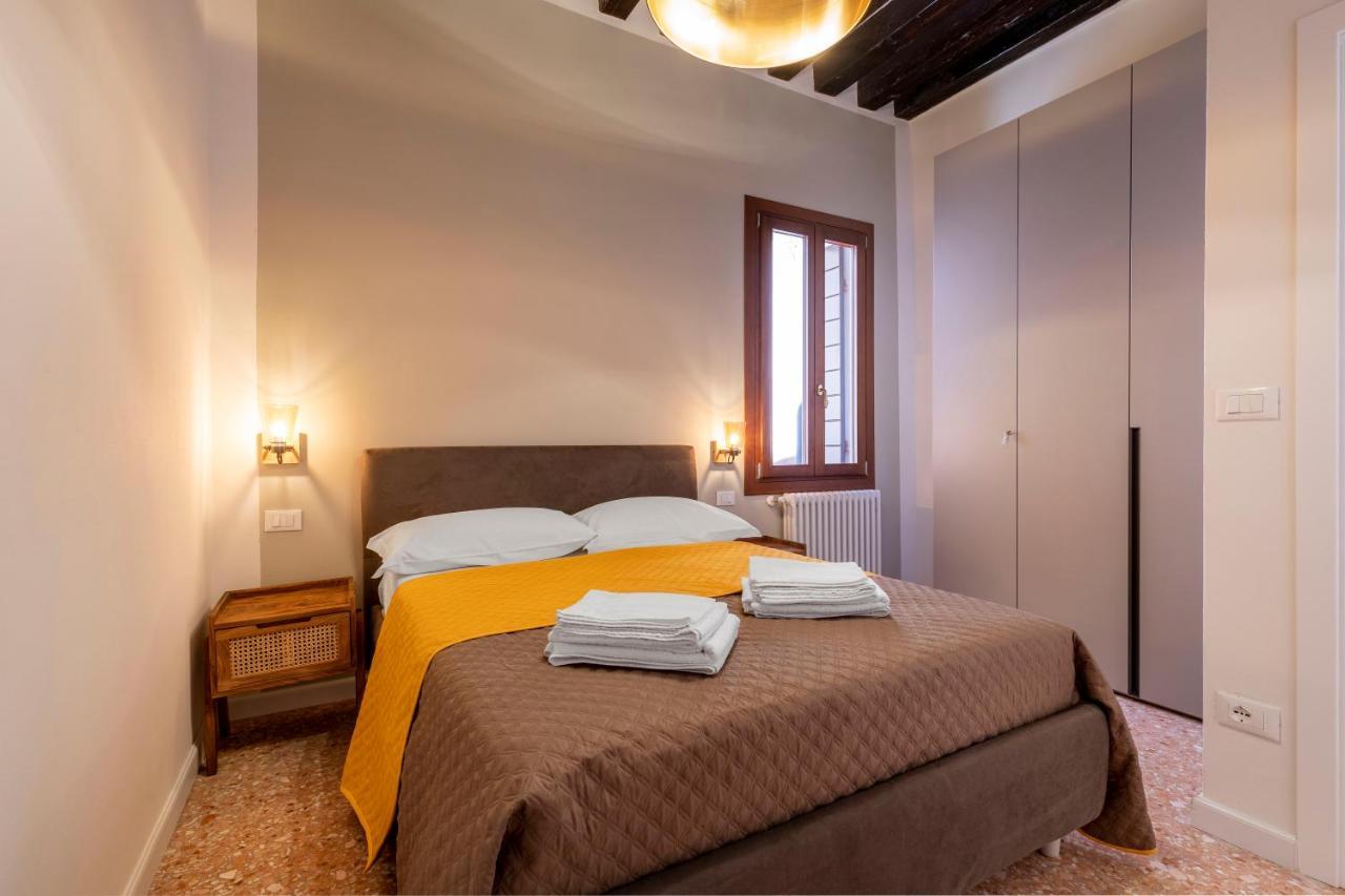 Querini Suite-balcony On Canal, Close To San Marco Venedig